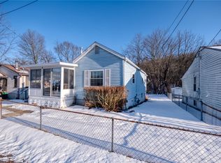 210 Hudson Ave, Oakdale, PA 15071