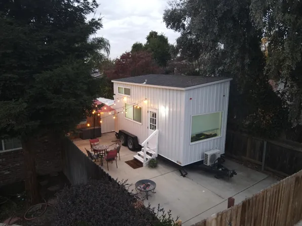 1429 S Goddard St #2, Visalia, CA 93292