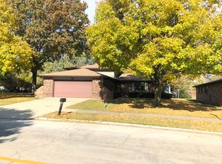 349 W John Casey Rd, Bourbonnais, IL 60914