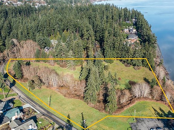 2nd image of 1205 Orcas Drive