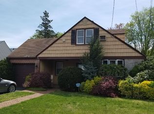 49 Dunne Pl, Lynbrook, NY
