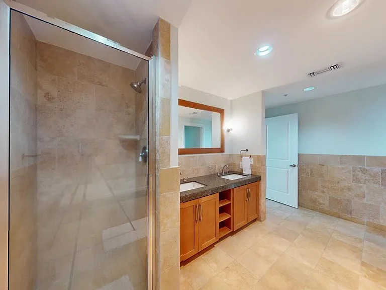 2060 Beach Blvd #701 — Photo 15