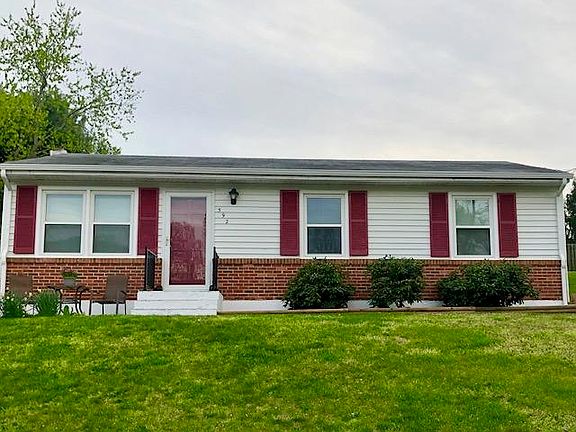 2nd image of 592 Stacie Dr