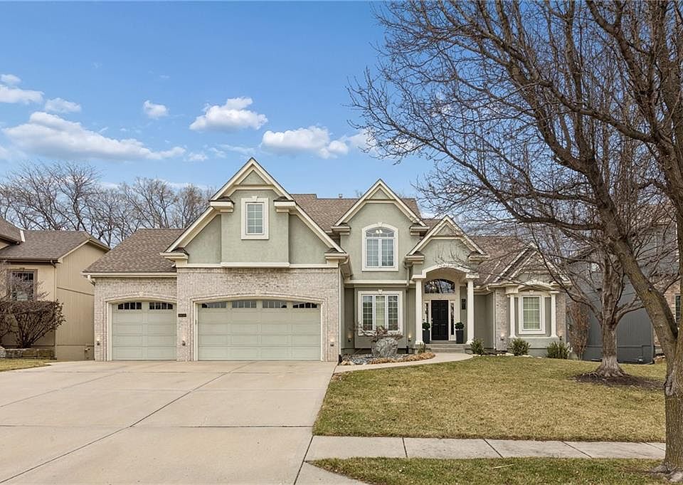 1st image of 8650 NE 91st Ter