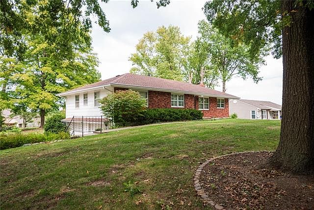 1st image of 7616 Richland Ave