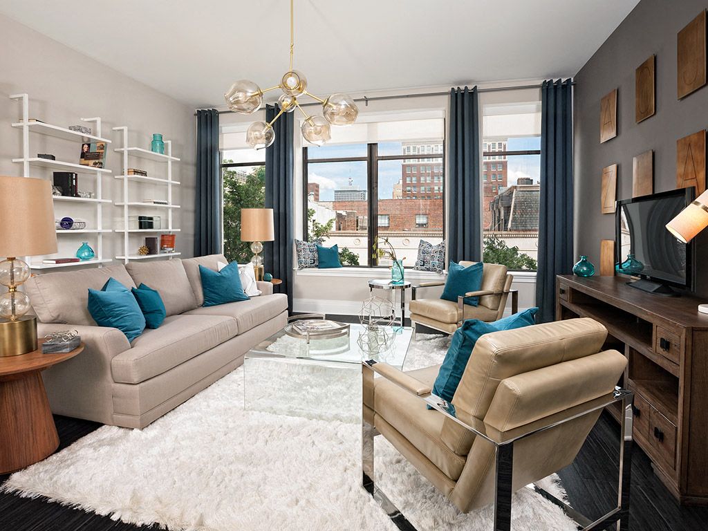 Welcome to Deco at CNB in Downtown Richmond