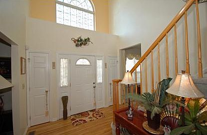 3rd image of 25 Meadow Hills Dr
