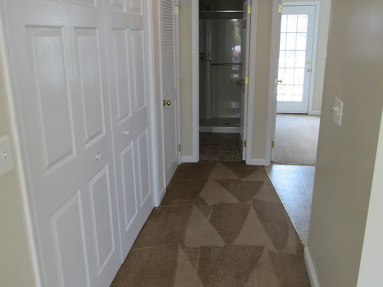 14835 Porterfield Dr — Photo 26