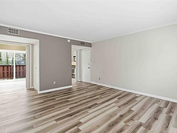 5th image of 5506 Kingsport Dr