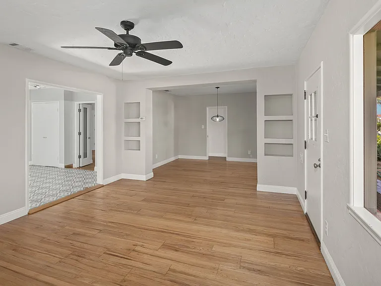 4804 Biona Dr — Photo 22
