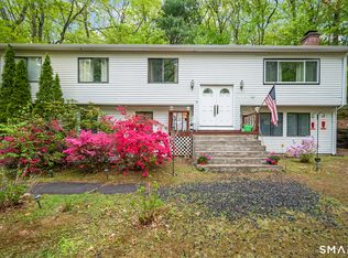 72 Old Meadow Plain Road, Simsbury, CT 06089