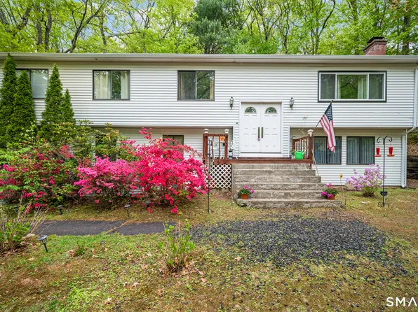 72 Old Meadow Plain Road, Simsbury, CT 06089