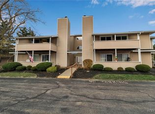306 Sundown Trl APT 4G, Williamsville, NY 14221