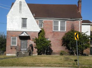 3303 Southmore Blvd, Houston, TX 77004