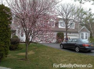 75 Roundtop Rd, Yonkers, NY 10710