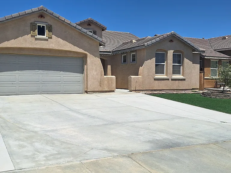 3125 Erica Ave — Photo 38