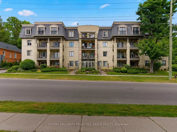 200 Collier St #104, Barrie, ON L4M 1H7