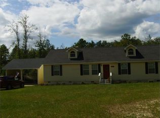 242 Sparrow Ln, Nicholls, GA 31554