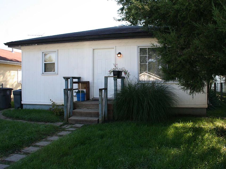1st image of 3302 Richmond Ave