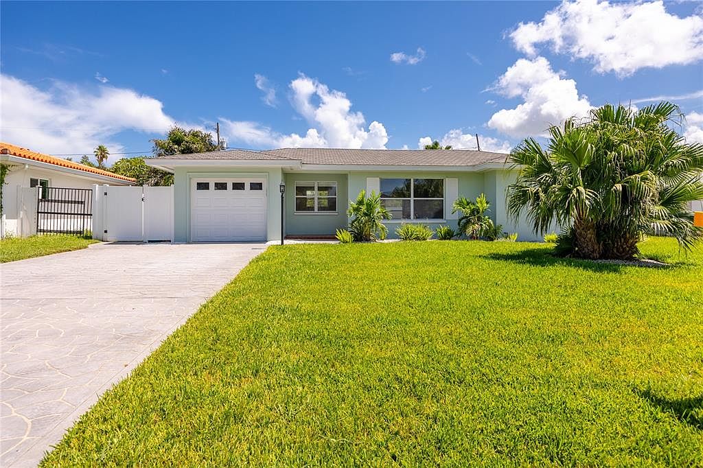 123 9th St, Belleair Beach, FL 33786 | Zillow