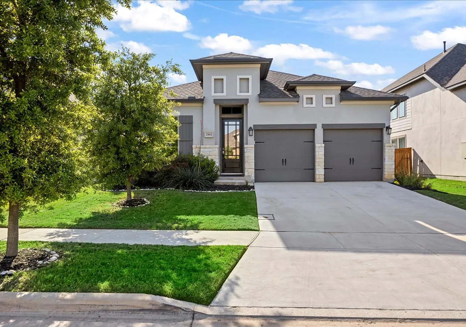 Modern & Spacious Home in Desirable Veramendi Community — Photo 2