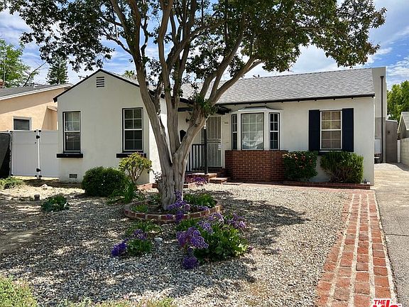 2nd image of 5644 Cartwright Ave