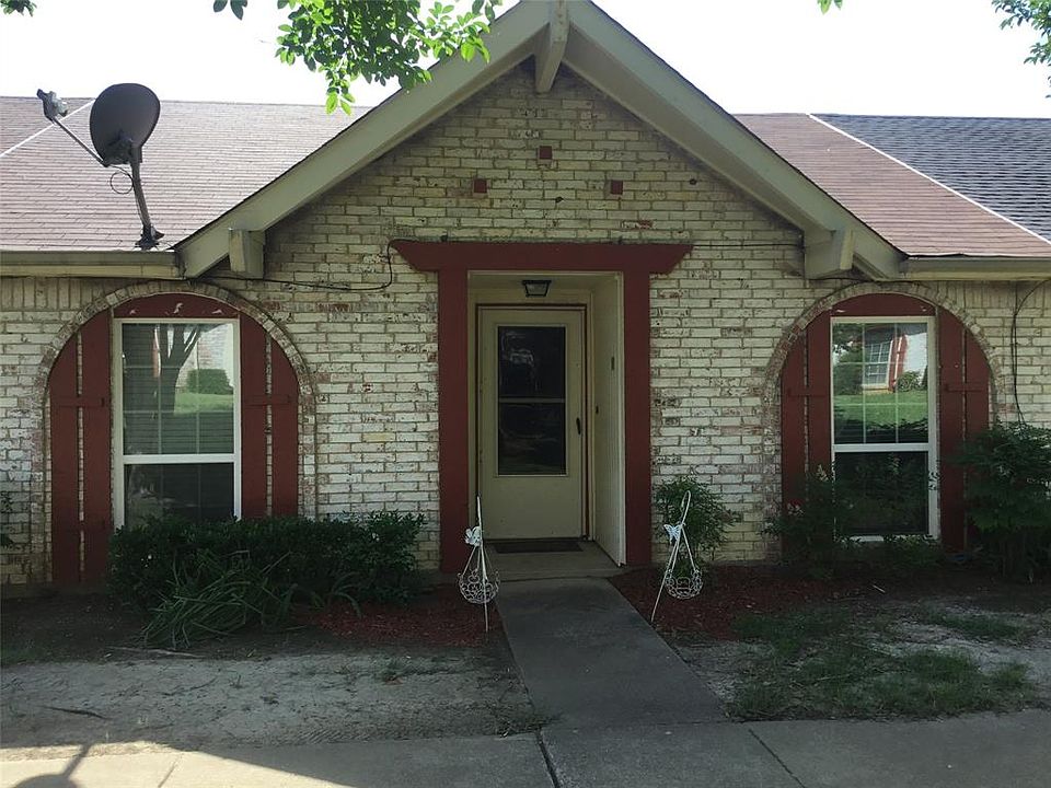 1st image of 10 W Mountain Ln #10