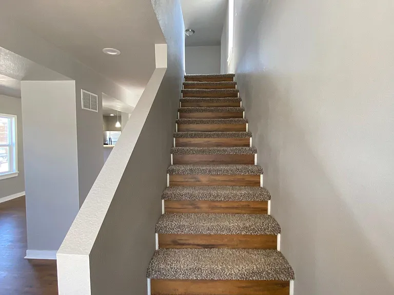 1208 Taylor Ave — Photo 12