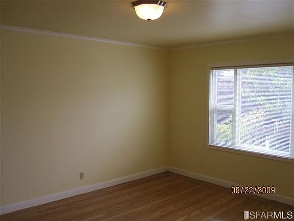 3rd image of 600 Sawyer St