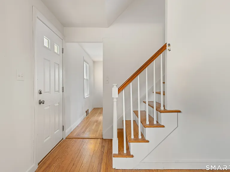 63 Valleyview Rd — Photo 10