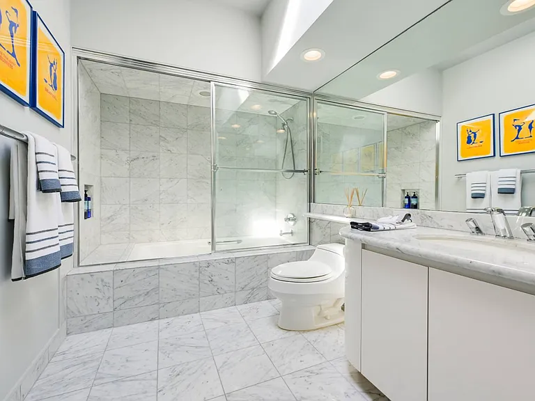 12 Glen Oak Ct — Photo 35