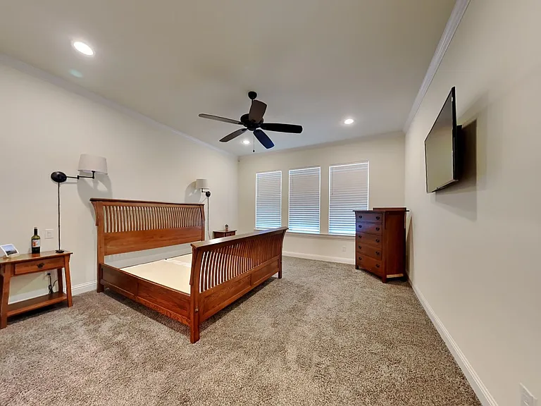 7916 Bella Flora Dr — Photo 9