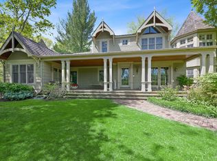 18 Old Wheatley Rd, Glen Head, NY 11545