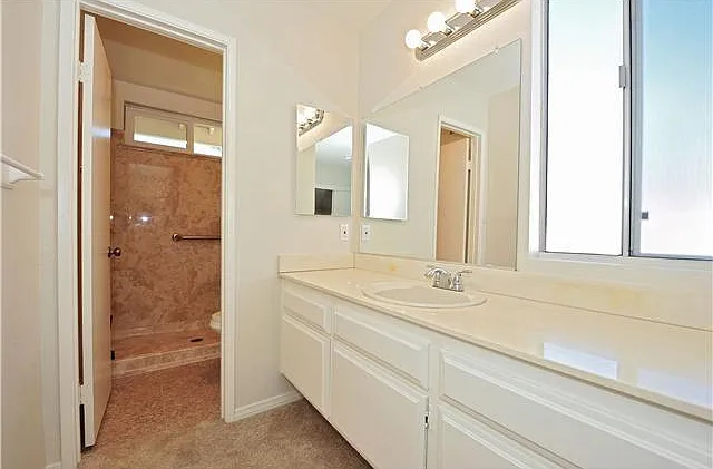 13282 Deron Ave — Photo 9