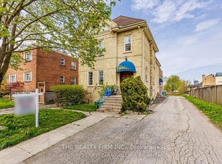 136 Elmwood Ave E, London, ON N6C1J6