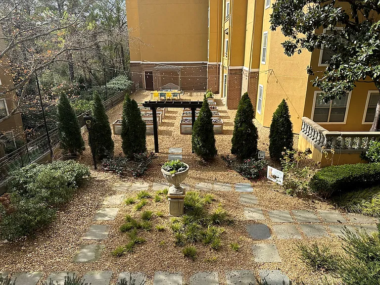 1401 West Paces — Photo 41