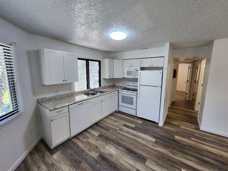 1st image of 2205 Hill St #141