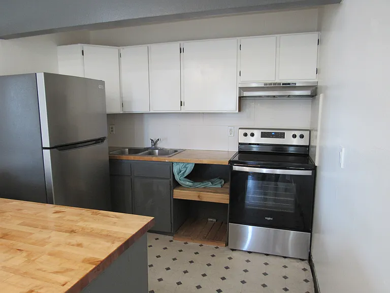 5435 N Morton St — Photo 4