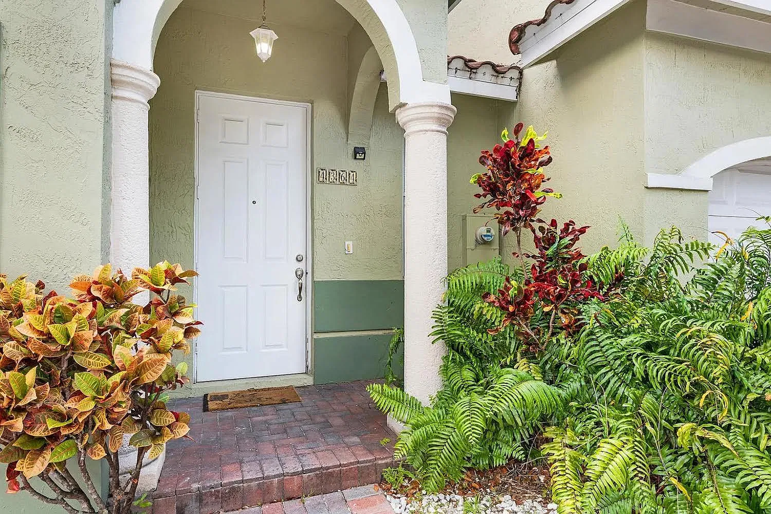 3 bed, 2.5 bath, 1578 sqft, $3,400 — Photo 4