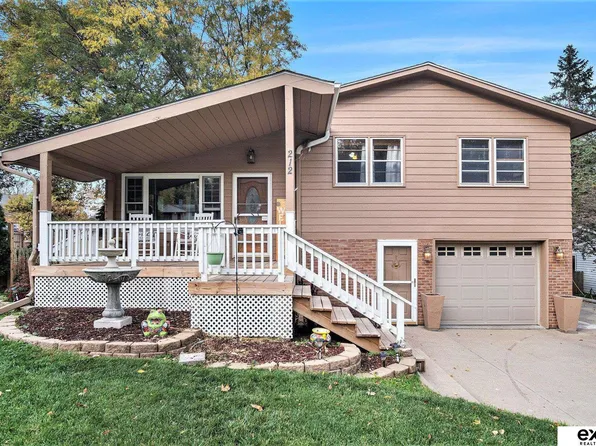 212 Lois Ln, Bellevue, NE 68005