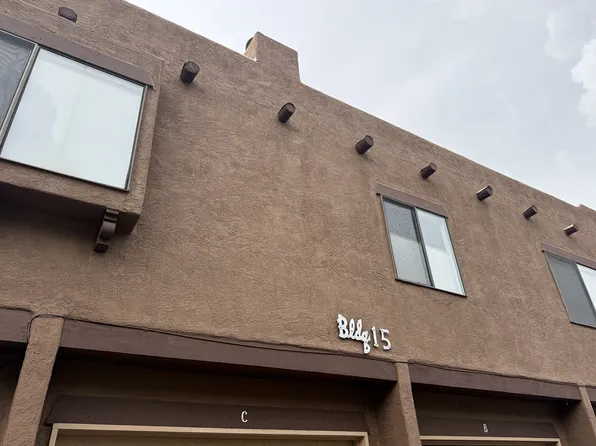 5801 Lowell St NE APT 15C, Albuquerque, NM 87111