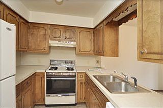 4th image of 2261 Radcliff Cir SE