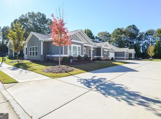 2562 Rathburn Cir, Loganville, GA