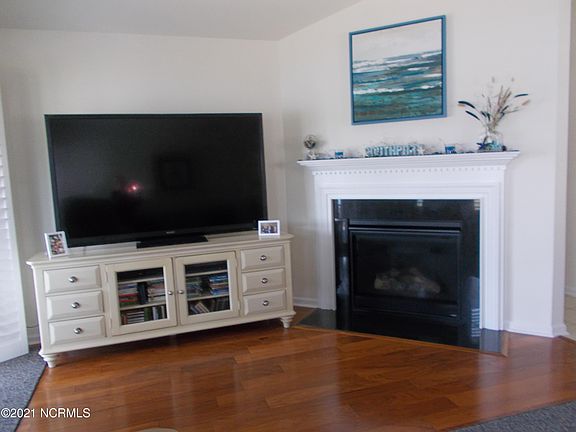 3rd image of 5007 Portside Dr