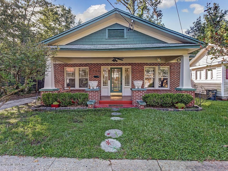 1st image of 3674 Herschel St