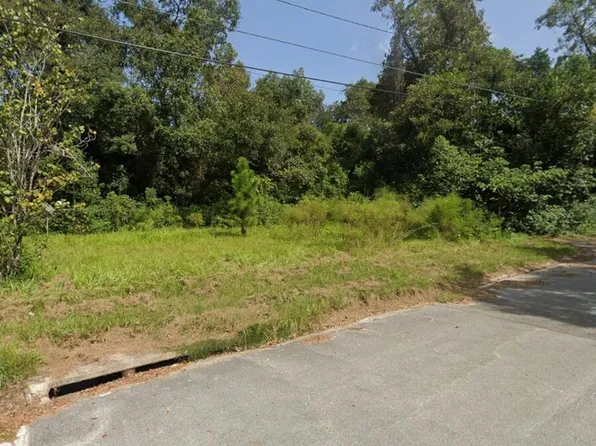 110 Banks St, Waycross, GA 31503