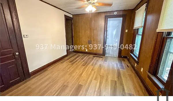 2 bed, 1000 sqft, $1,050 — Photo 1