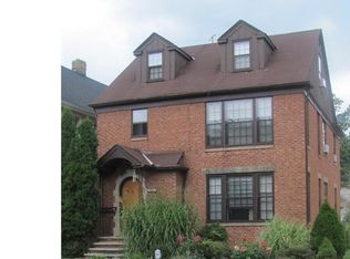 3615 Hildana Rd, Shaker Heights, OH 44120