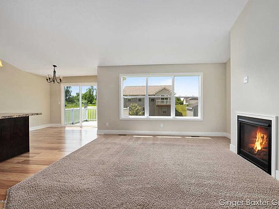 4th image of 455 Acadia Ct