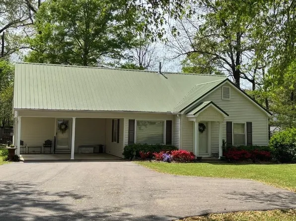 695 Old McKenzie Rd, Mc Kenzie, TN 38201